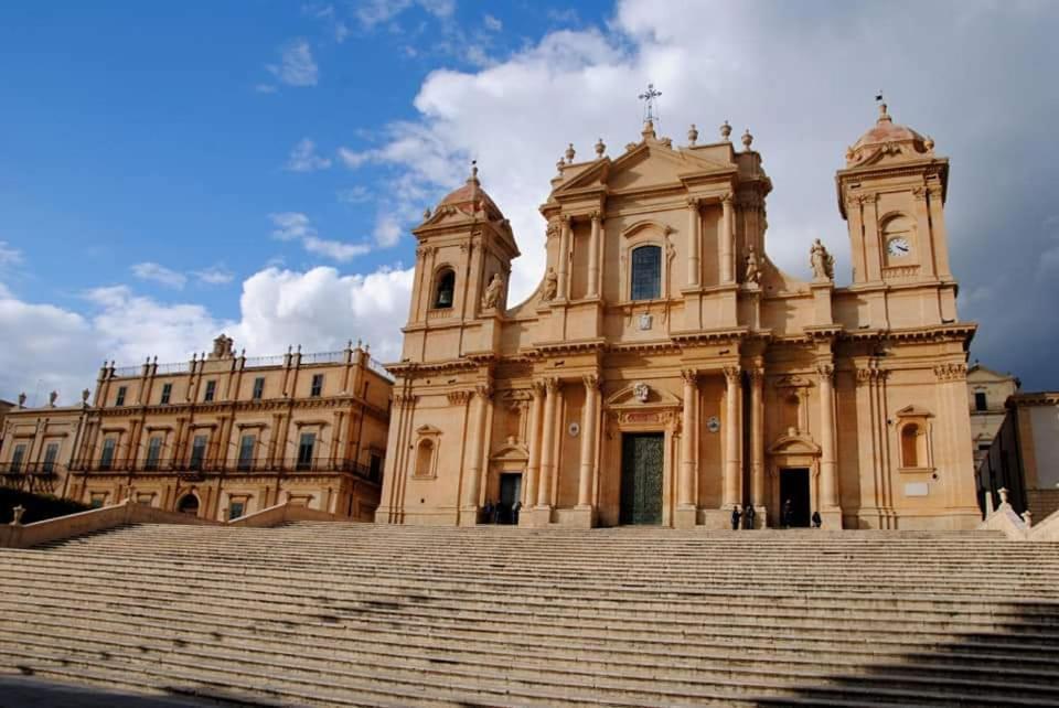 Casa Vico Lepre Villa Noto Bagian luar foto